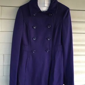 Woman’s PEA COAT Like New               size Medium NINE WEST